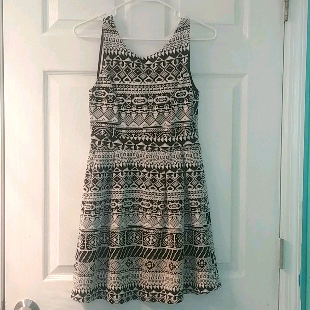 Size M Dress